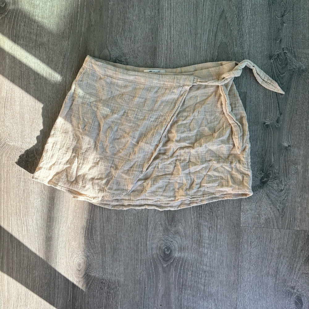 Madewell Cream Wrap Mini Skirt / Sarong
